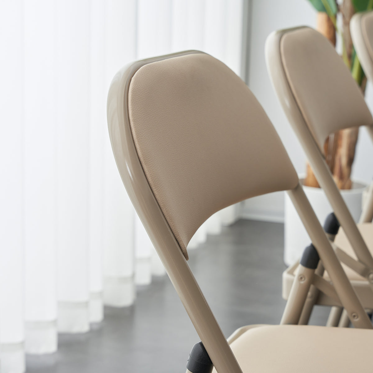 FREE Delivery Styleaway 4pcs Elegant Foldable Iron & PVC Chairs for Convention & Exhibition  Light  Brown / Beige